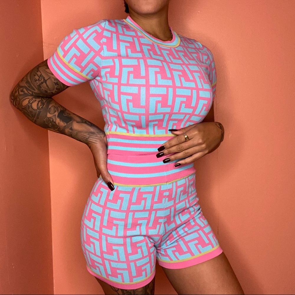 Two piece set